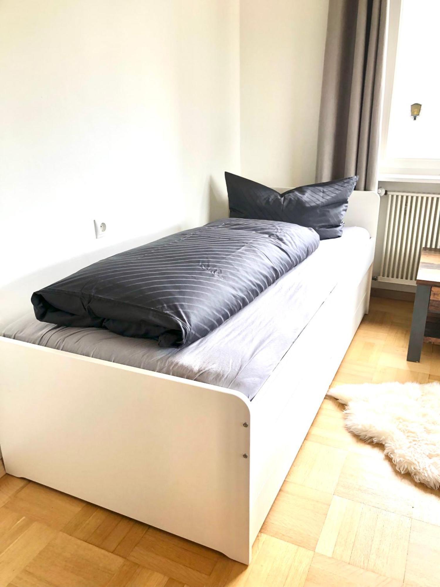 Crown Living Design Apartment - 2 Schlafzimmer - Kueche - Gratis Parkplatz - Abstellraum Fuer Fahrraeder/Ski Mader ภายนอก รูปภาพ